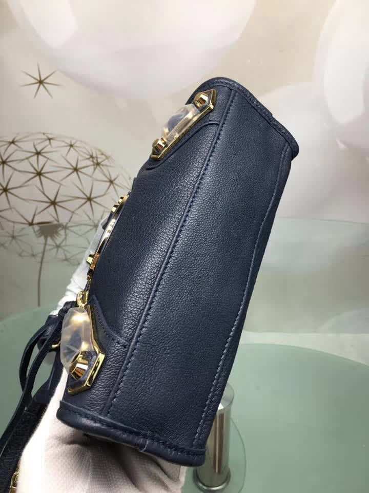 BALENCIAG巴黎世家 原版義大利進口山羊皮 小金釘 可單肩斜挎  BL1303